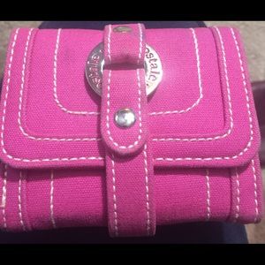 Aeropostale pink trifold wallet